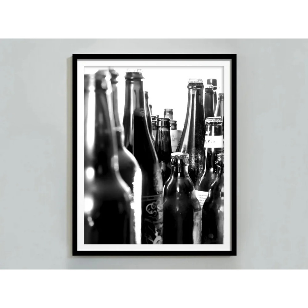 Black and white bar champagne  - Whisky Beer And Wine ulasan dan harga